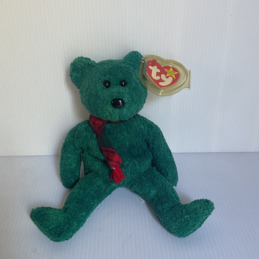 Ty Beanie Baby “Wallace” Bear 1999 Green Tartan Scarf w/ Tag Protector